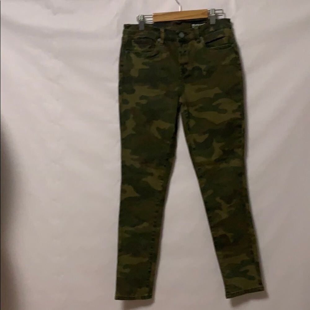 NWT BLANKNYC THE READE CROP‎ CROP SKINNY CAMO SZ 28